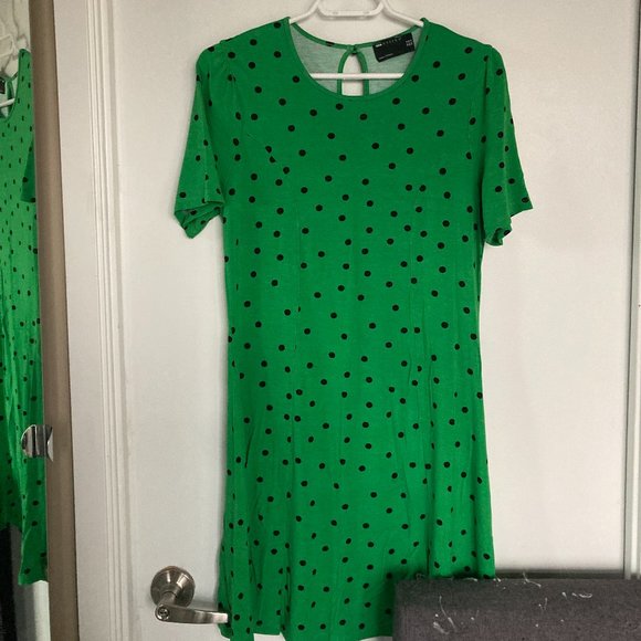 mini dress in green w/black dots - ASOS DESIGN size 12 - Picture 1 of 5
